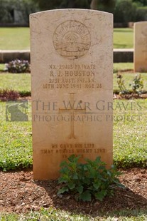 BEIRUT WAR CEMETERY - HOUSTON, ROBERT JOHN